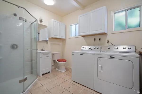 $995,000 | 5519 Kay Drive, Windsor, CA 95492