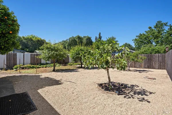 $995,000 | 5519 Kay Drive, Windsor, CA 95492