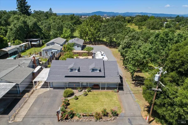 $995,000 | 5519 Kay Drive, Windsor, CA 95492