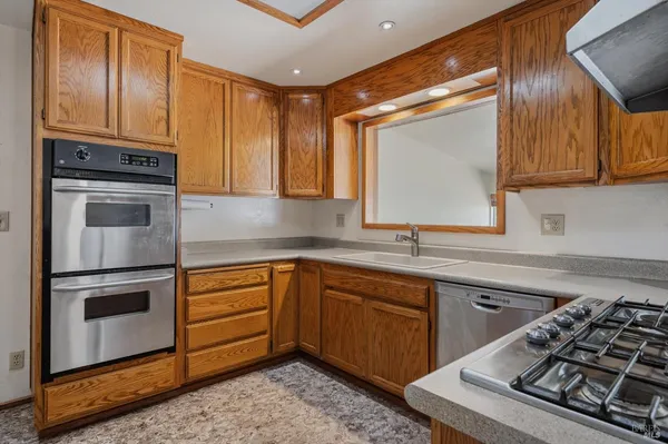 $995,000 | 5519 Kay Drive, Windsor, CA 95492