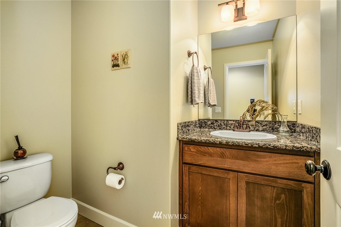 6777 Southeast 2nd Street Renton, WA 98059 - Photo 19 of 40