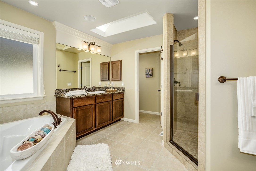 6777 Southeast 2nd Street Renton, WA 98059 - Photo 26 of 40