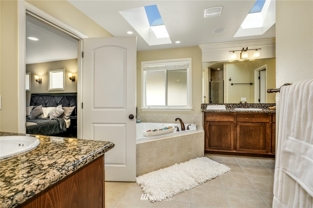 6777 Southeast 2nd Street Renton, WA 98059 - Photo 27 of 40
