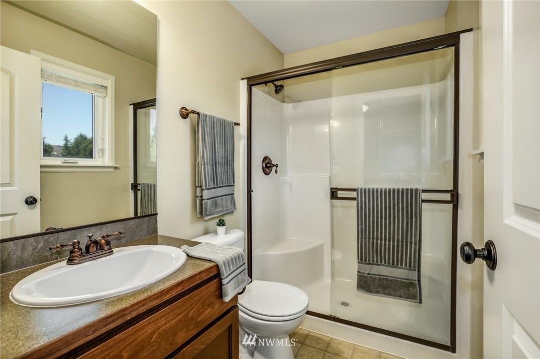 6777 Southeast 2nd Street Renton, WA 98059 - Photo 29 of 40