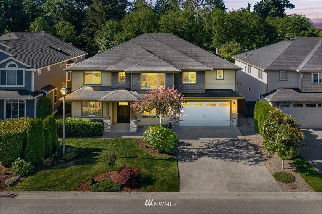 6777 Southeast 2nd Street Renton, WA 98059 - Photo 4 of 40
