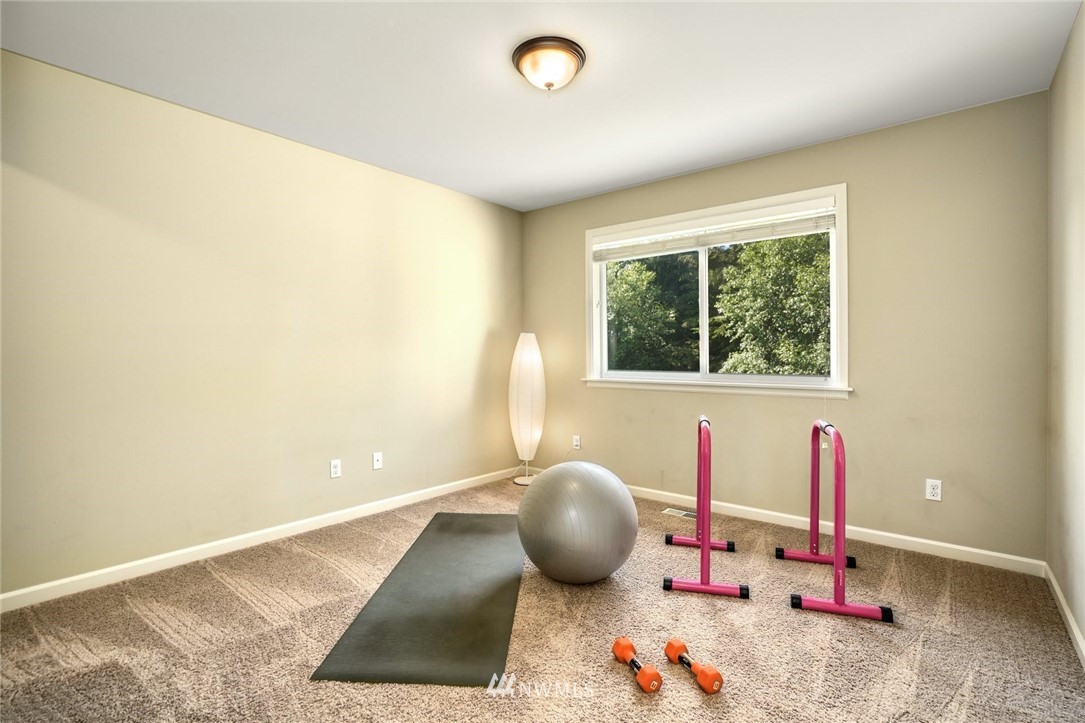 6777 Southeast 2nd Street Renton, WA 98059 - Photo 32 of 40