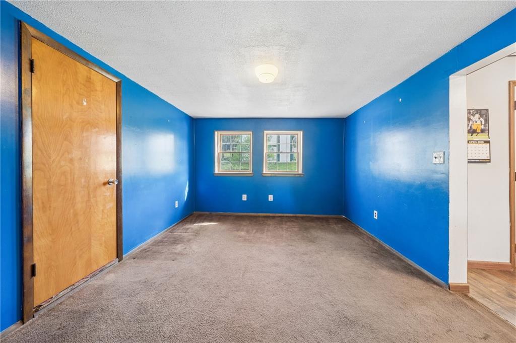 336 Valley Street McDonald, PA 15057 - Photo 8 of 23