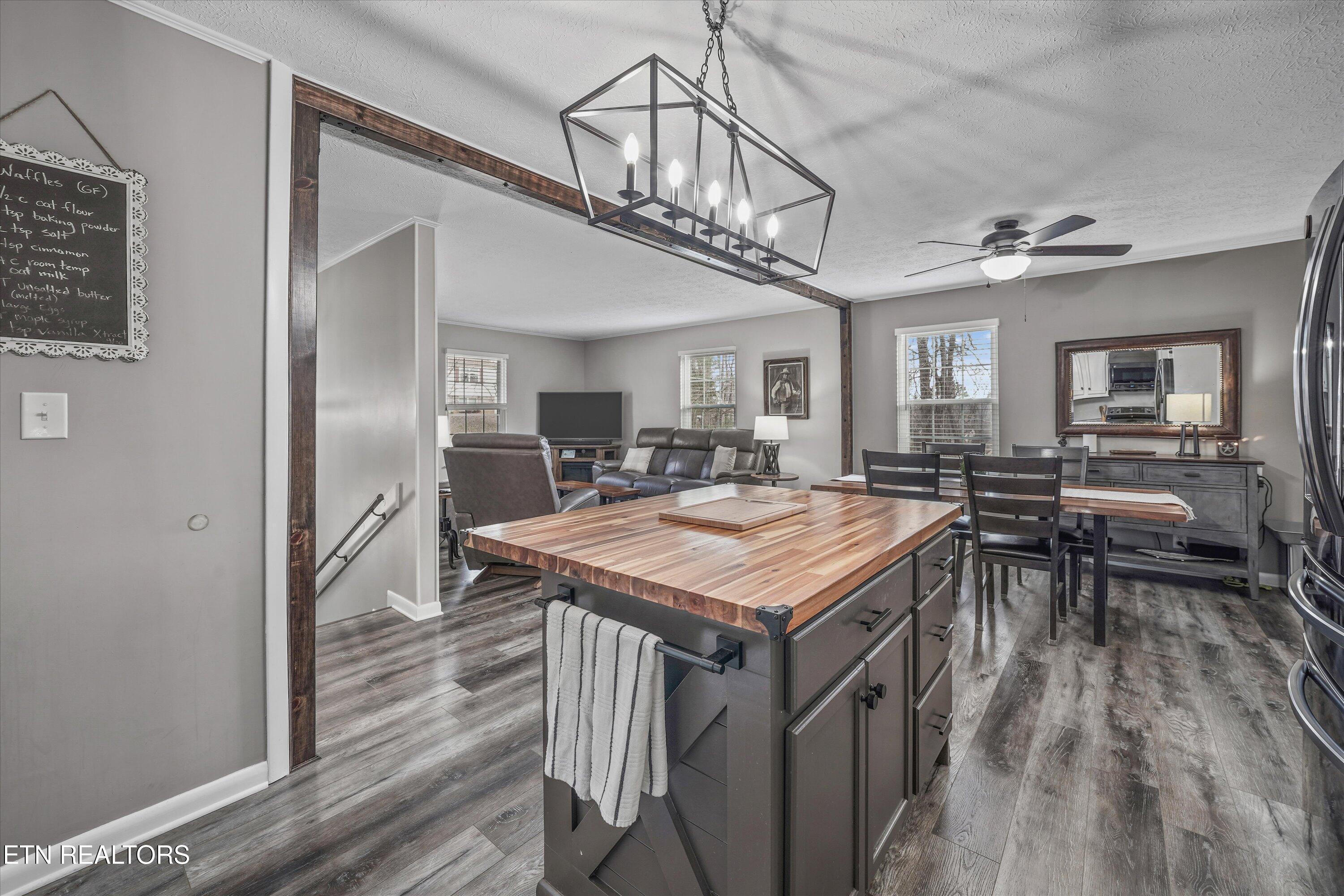 8225 Cricket Road Powell, TN 37849 - Photo 14 of 50 17-8225 Cricket Rd23