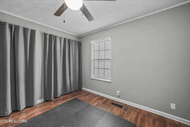 $414,900 | 8225 Cricket Road, Powell, TN 37849