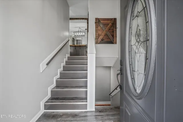 $414,900 | 8225 Cricket Road, Powell, TN 37849