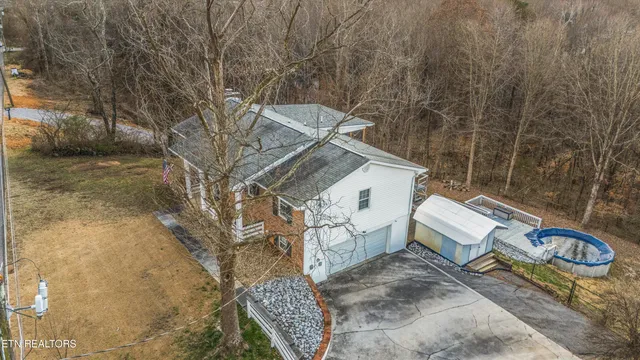 $414,900 | 8225 Cricket Road, Powell, TN 37849