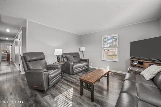 $414,900 | 8225 Cricket Road, Powell, TN 37849