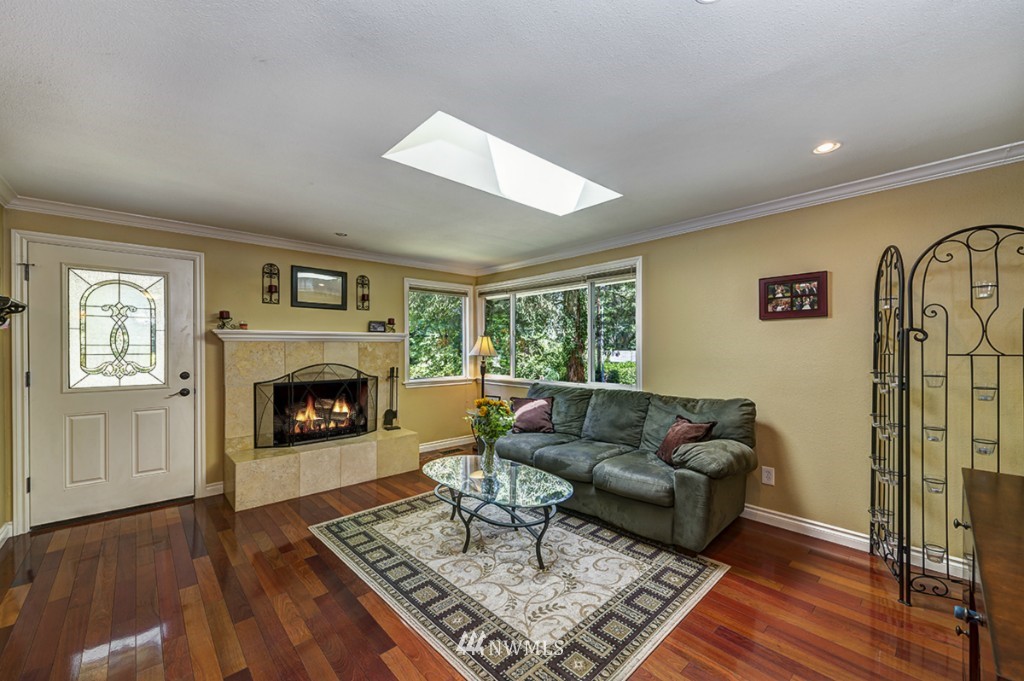 23006 2nd Avenue Southeast Bothell, WA 98021 - Photo 4 of 16