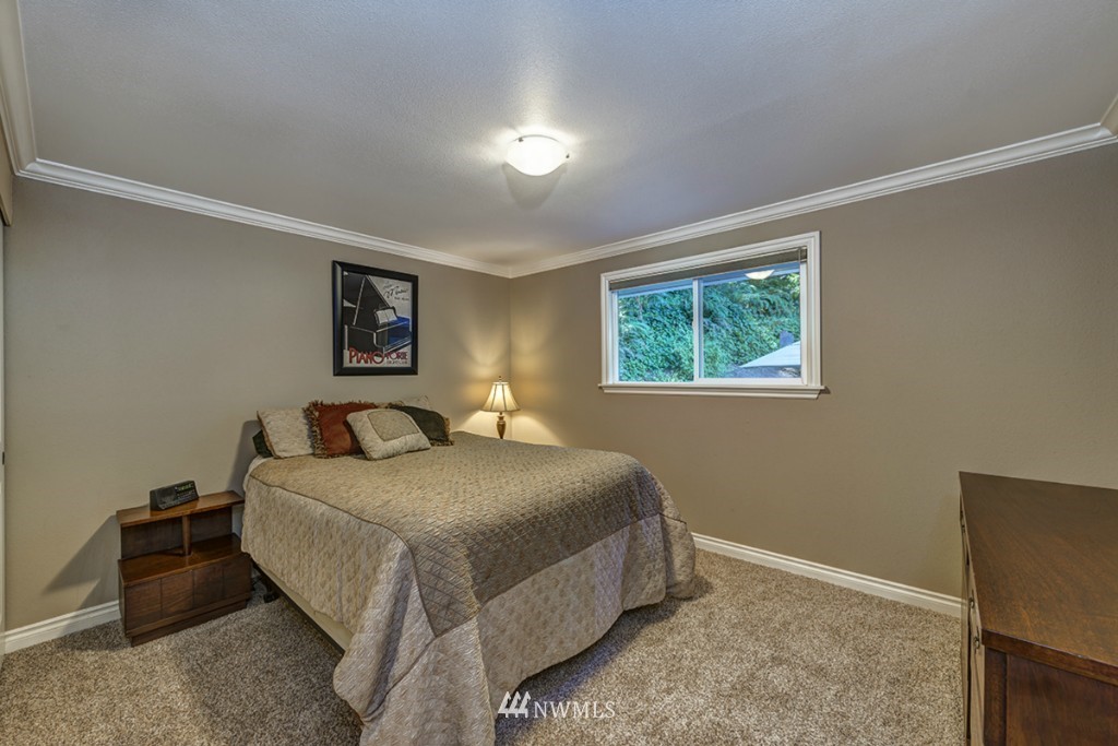 23006 2nd Avenue Southeast Bothell, WA 98021 - Photo 9 of 16