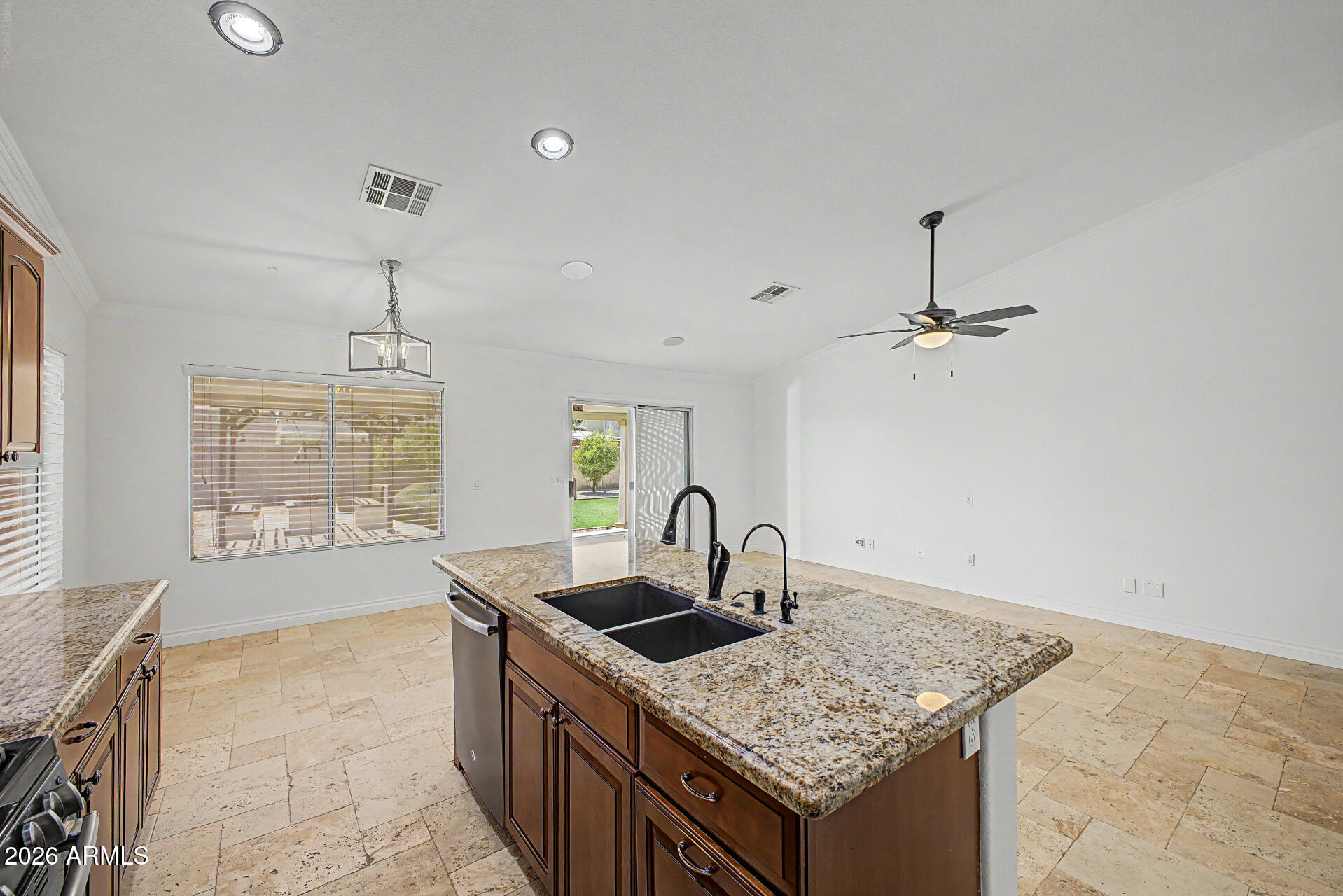 5007 West Davis Road Glendale, AZ 85306 - Photo 14 of 43 15 - Davis