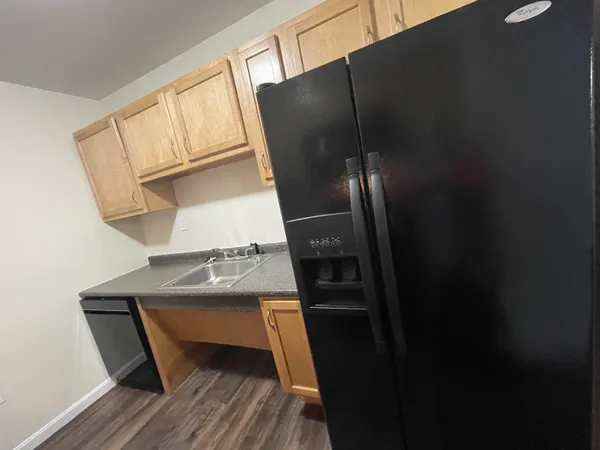 $1,950 | 20 Sentinel Court, Unit 107, Manchester, NH 03103