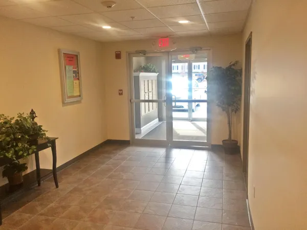 $1,950 | 20 Sentinel Court, Unit 107, Manchester, NH 03103