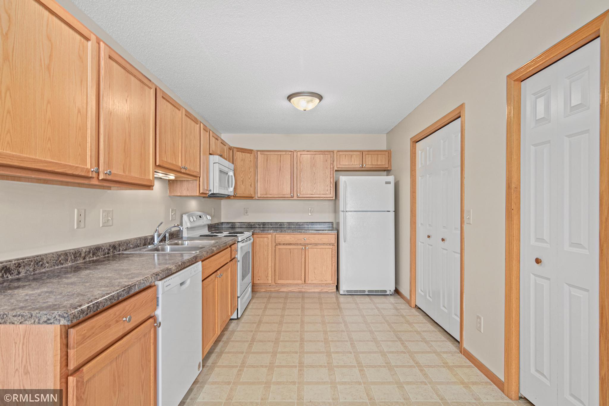 81 Bridgewater Trail Hudson, WI 54016 - Photo 13 of 30