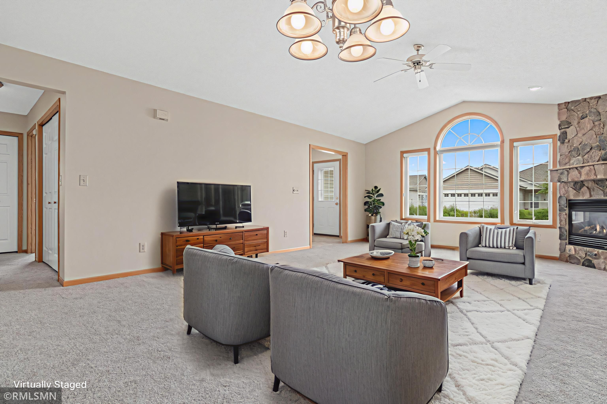 81 Bridgewater Trail Hudson, WI 54016 - Photo 3 of 30