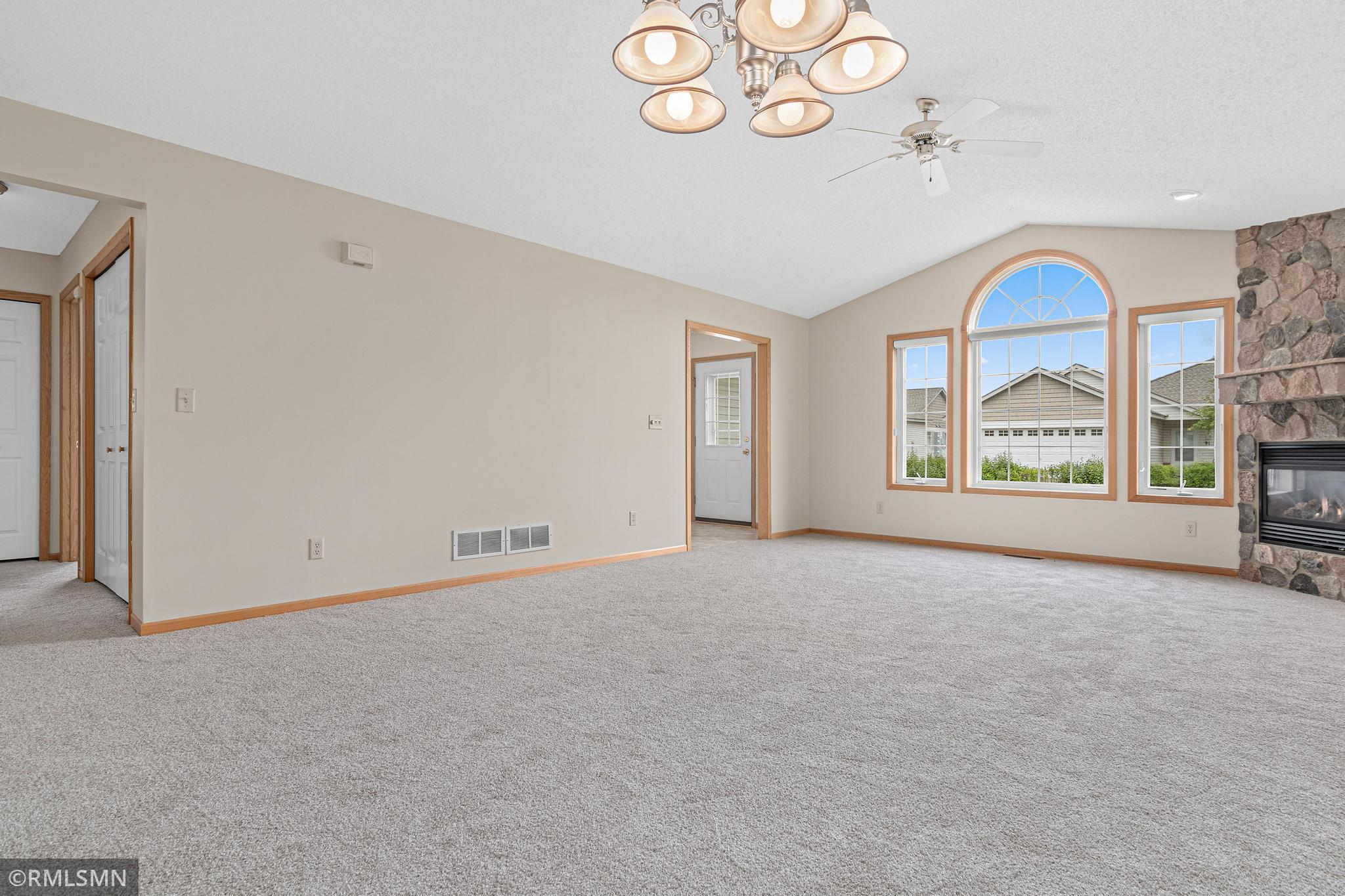 81 Bridgewater Trail Hudson, WI 54016 - Photo 4 of 30