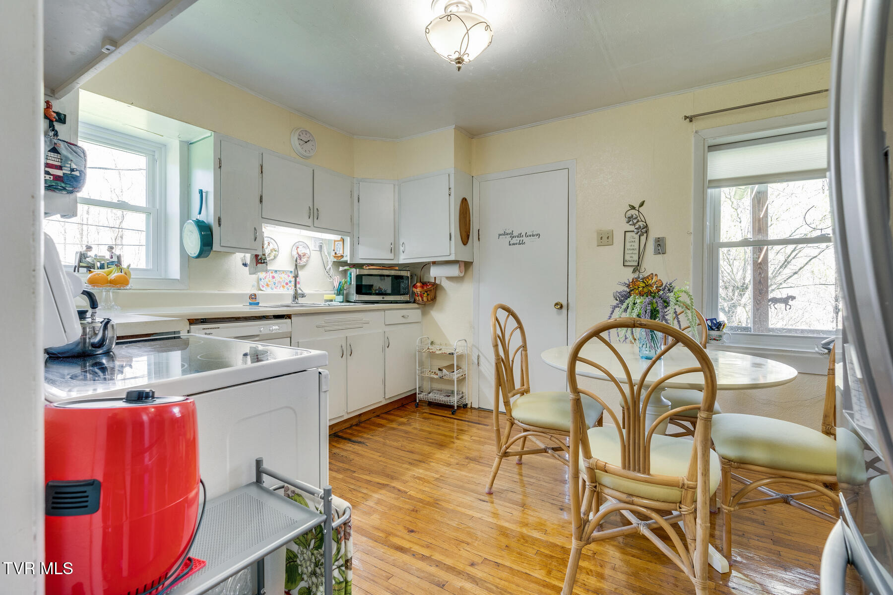 5759 Ring Road St. Paul, VA 24283 - Photo 8 of 70 008