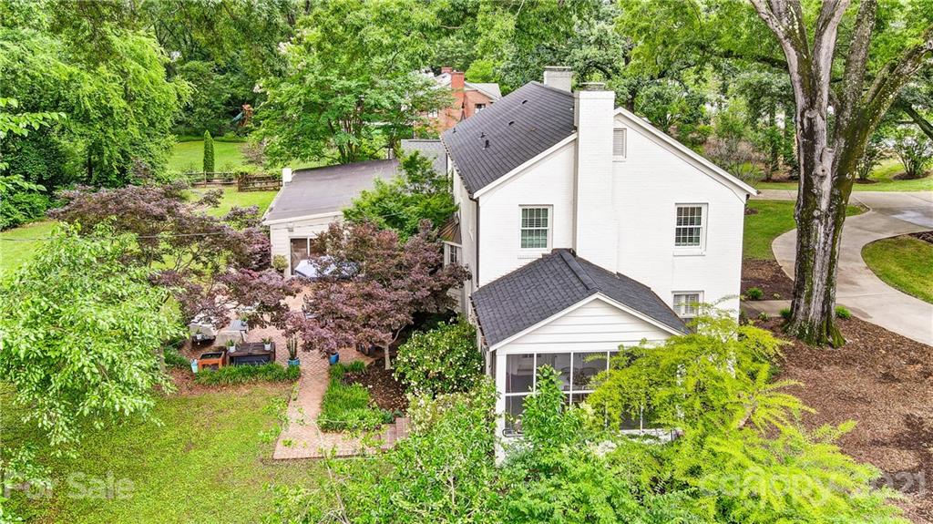 2610 Providence Road Charlotte, NC 28211 - Photo 2 of 37 a view of a yard in front of house
