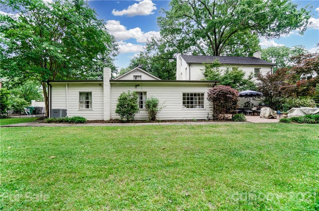 2610 Providence Road Charlotte, NC 28211 - Photo 23 of 37 front view of a house with a yard