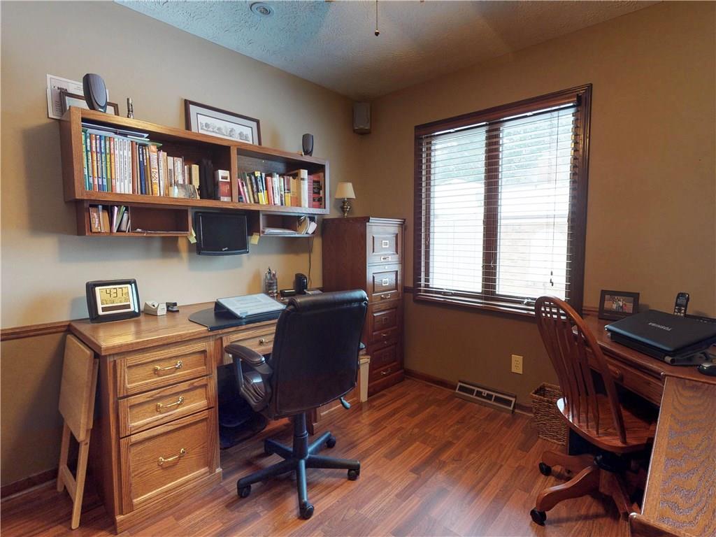 8633 Trails Run Road Indianapolis, IN 46217 - Photo 13 of 43 Gallery Image 13