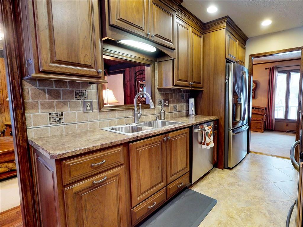 8633 Trails Run Road Indianapolis, IN 46217 - Photo 5 of 43 Gallery Image 5