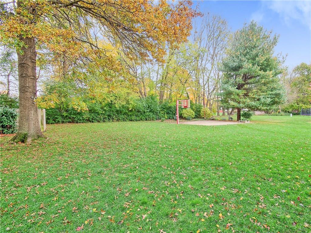 8633 Trails Run Road Indianapolis, IN 46217 - Photo 41 of 43 Gallery Image 41