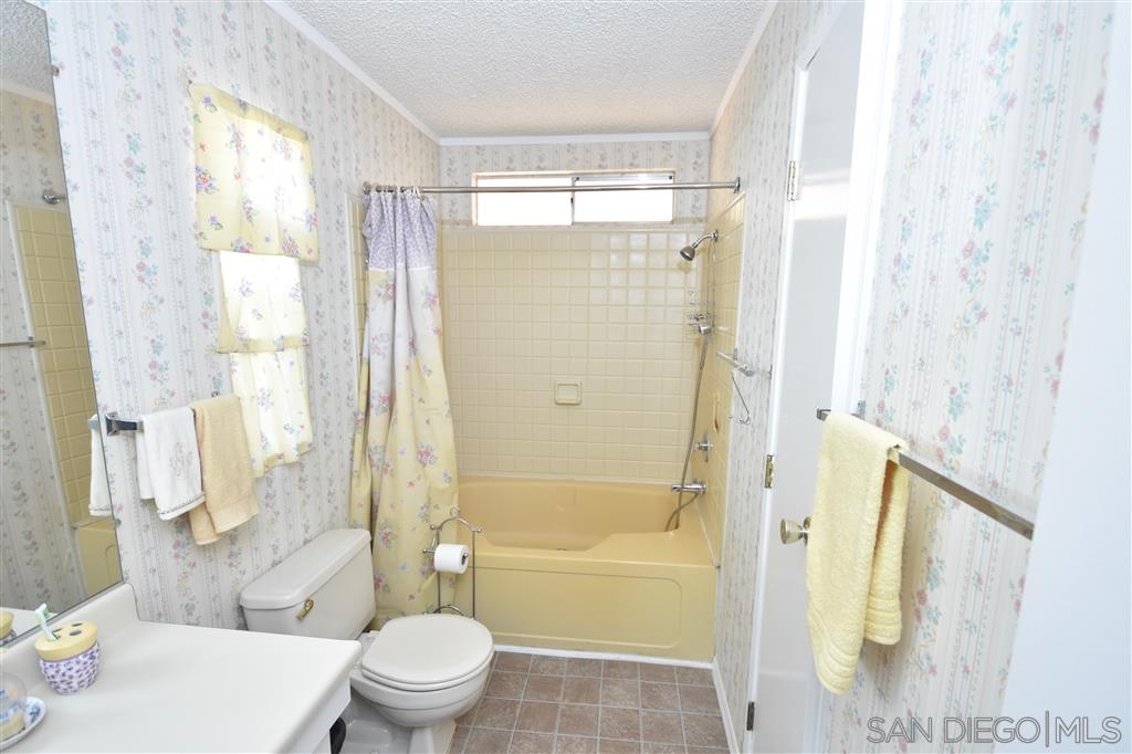 11949 Riverside Drive, Unit 175 Lakeside, CA 92040 - Photo 12 of 18 Gallery Image 12