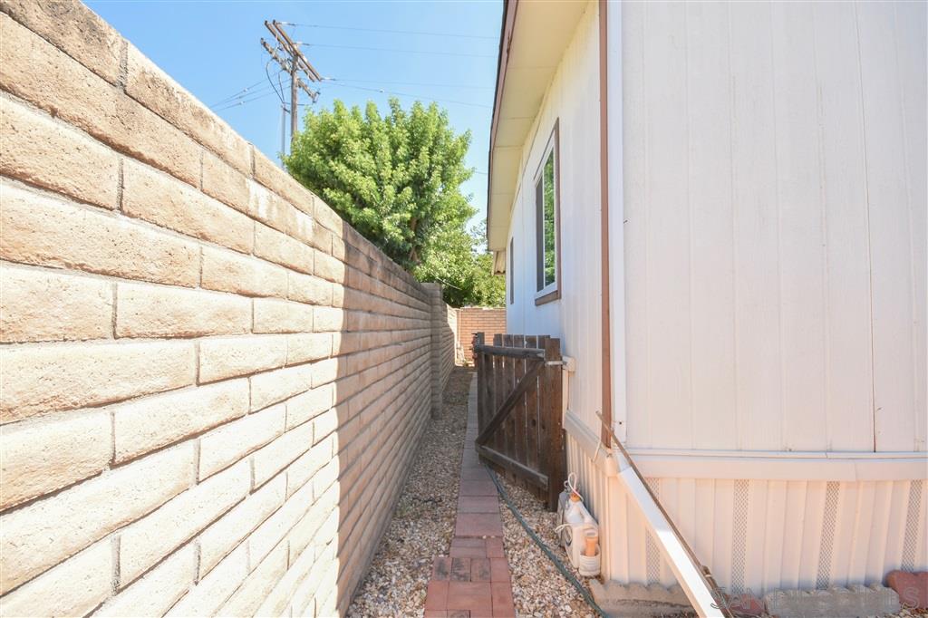 11949 Riverside Drive, Unit 175 Lakeside, CA 92040 - Photo 6 of 18 Gallery Image 6