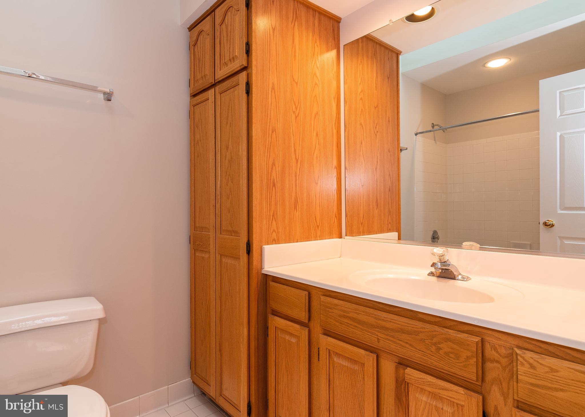 8207 Spring Branch Court Laurel, MD 20723 - Photo 27 of 40 Upper level full bath