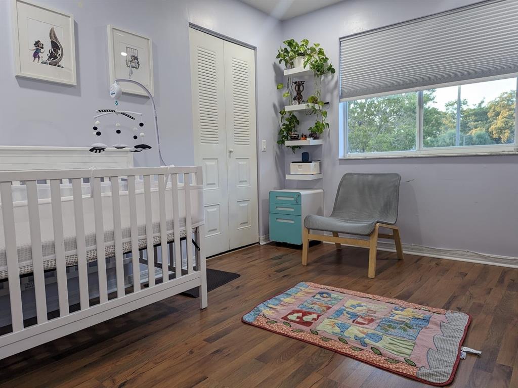 410 South Park Road, Unit 210 Hollywood, FL 33021 - Photo 4 of 5 a living room with furniture and a rug