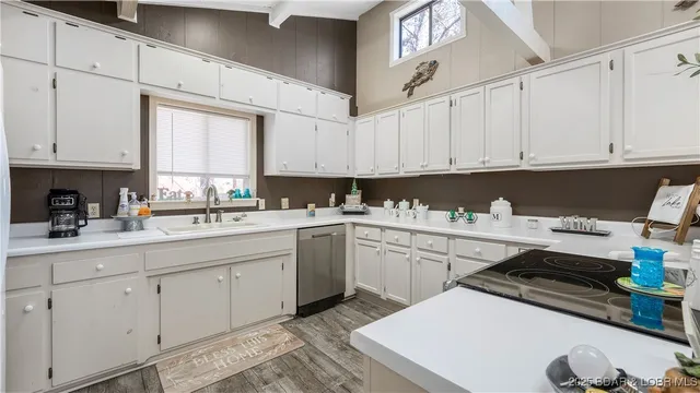 $499,900 | 718 Triple Cove Lane, Climax Springs, MO 65324