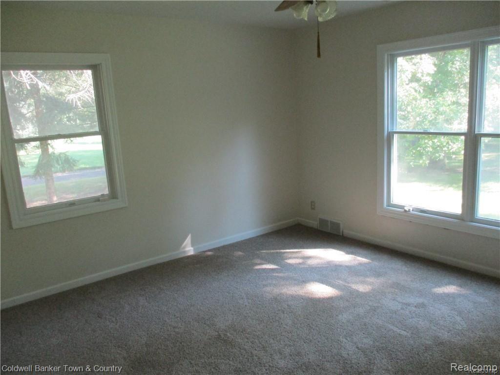 5175 Mack Road Howell, MI 48855 - Photo 12 of 16 GetMedia-11.jpg