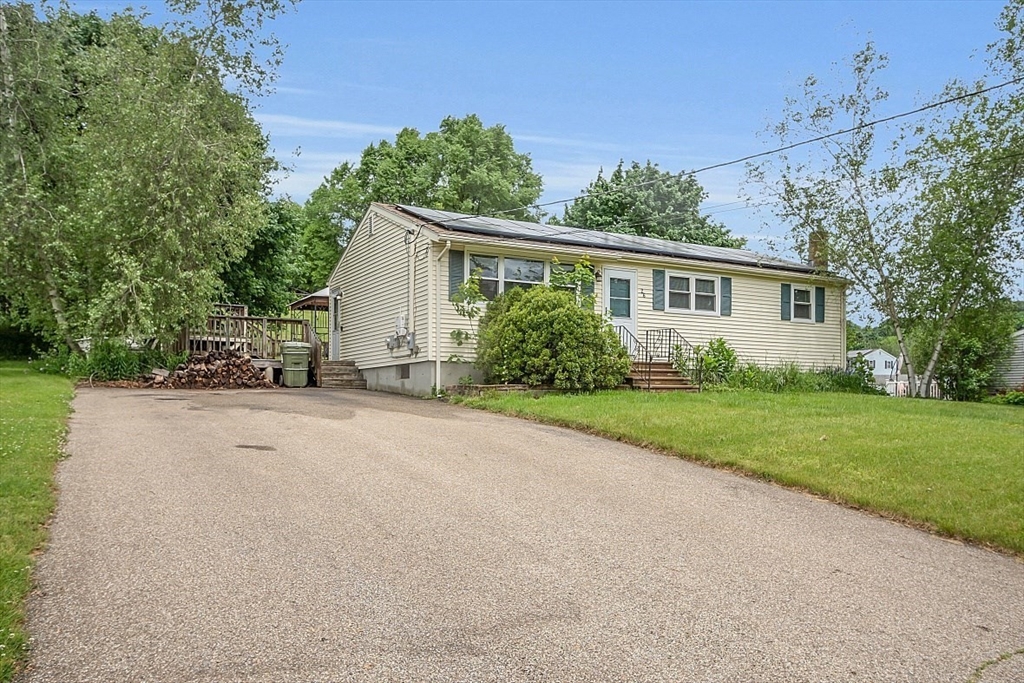 26 Old Farm Road Spencer, MA 01562 - Photo 2 of 31 Gallery Image 2