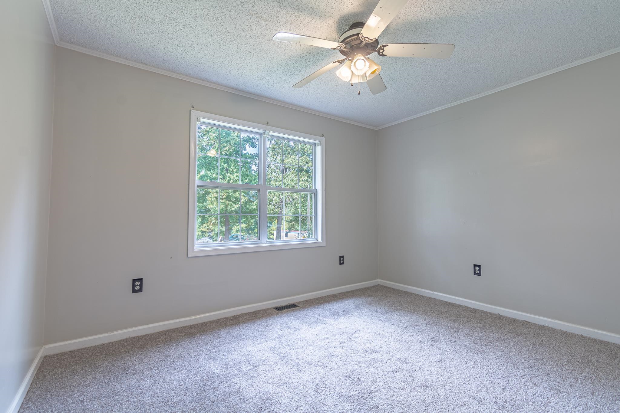 665 Berry Shoals Road Duncan, SC 29334 - Photo 12 of 27