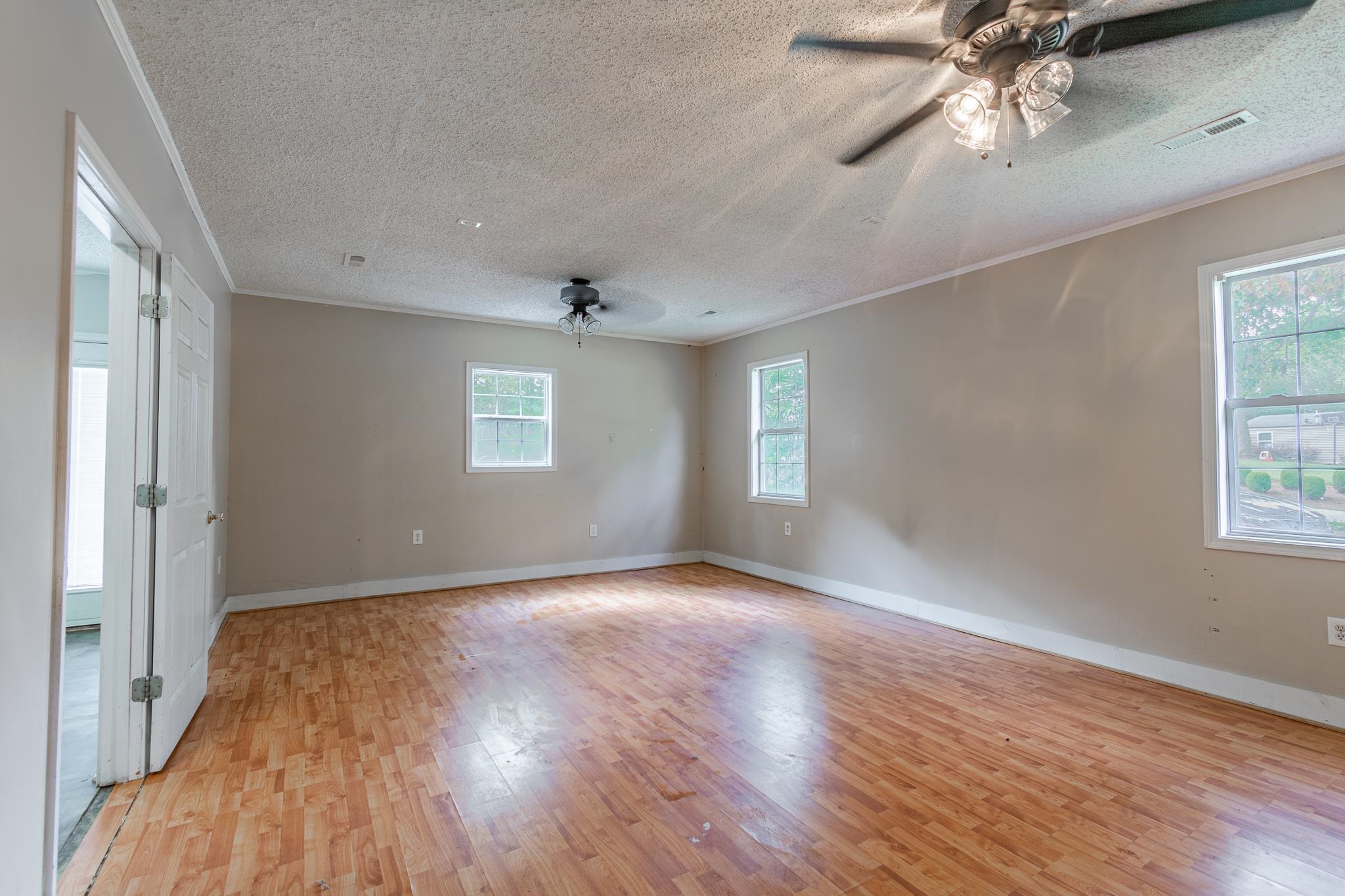 665 Berry Shoals Road Duncan, SC 29334 - Photo 16 of 27