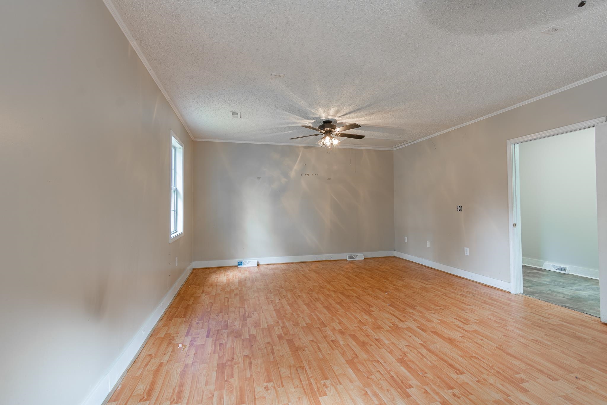 665 Berry Shoals Road Duncan, SC 29334 - Photo 17 of 27