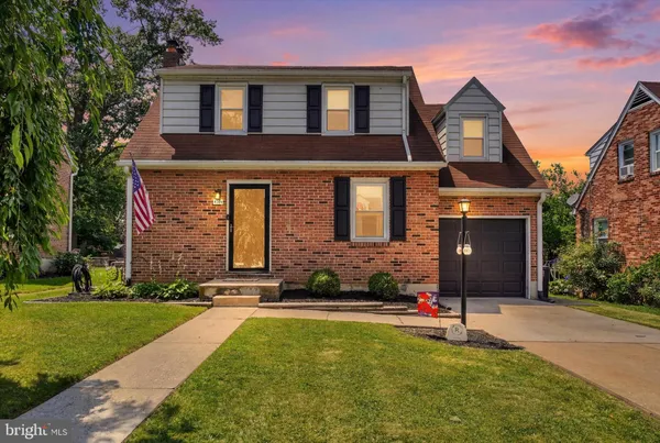 $274,900 | 114 Greystone Road, York, PA 17402