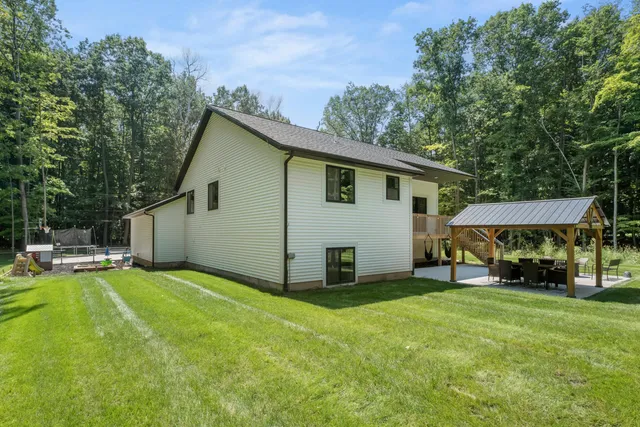 $430,000 | 12454 Beechnut Drive, Ravenna, MI 49451