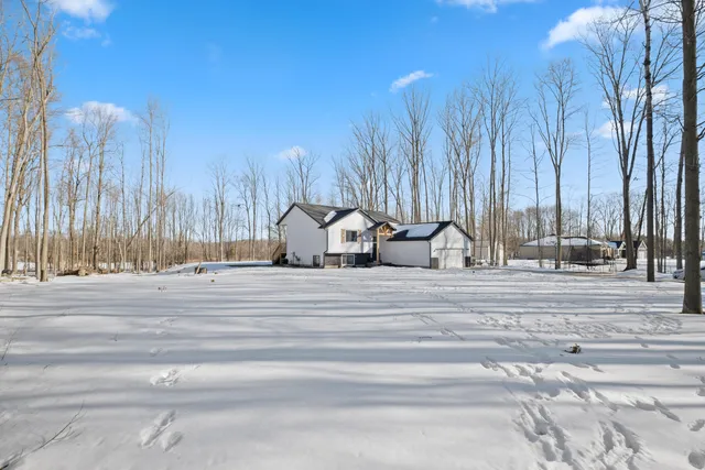 $430,000 | 12454 Beechnut Drive, Ravenna, MI 49451