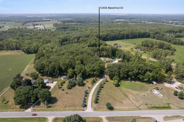 $430,000 | 12454 Beechnut Drive, Ravenna, MI 49451