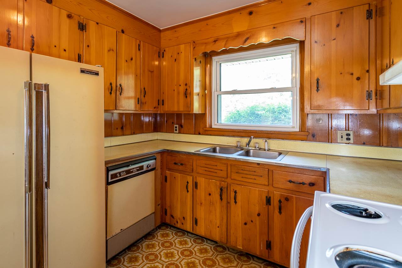 1135 Rockingham Drive Harrisonburg, VA 22802 - Photo 4 of 40 Gallery Image 4