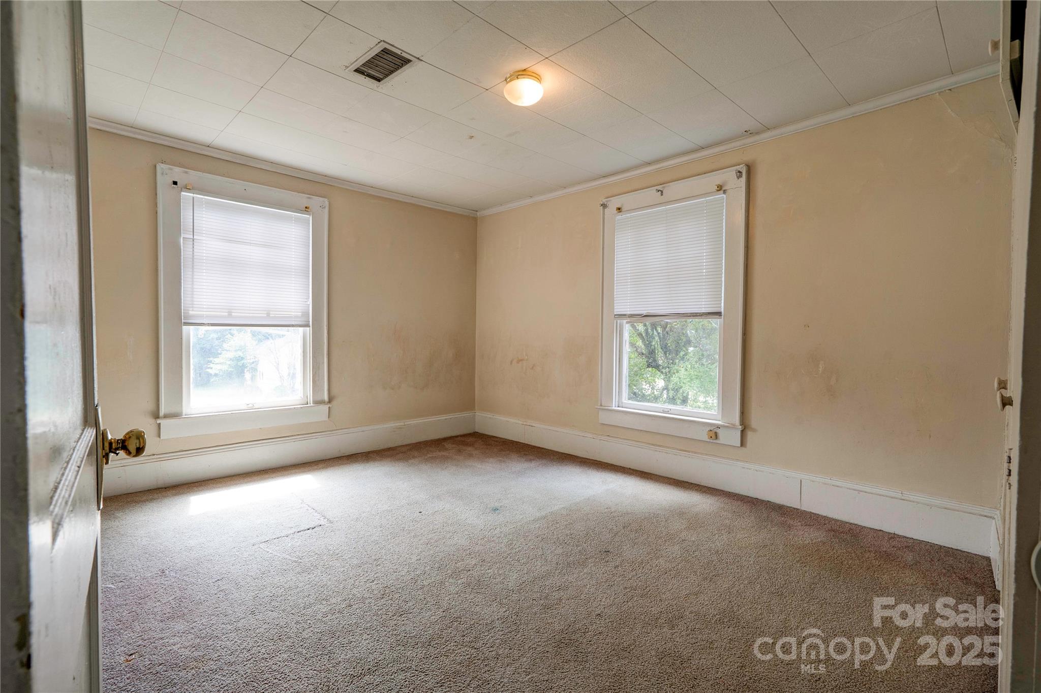 1521 Kings Road Shelby, NC 28150 - Photo 30 of 38 an empty room with windows