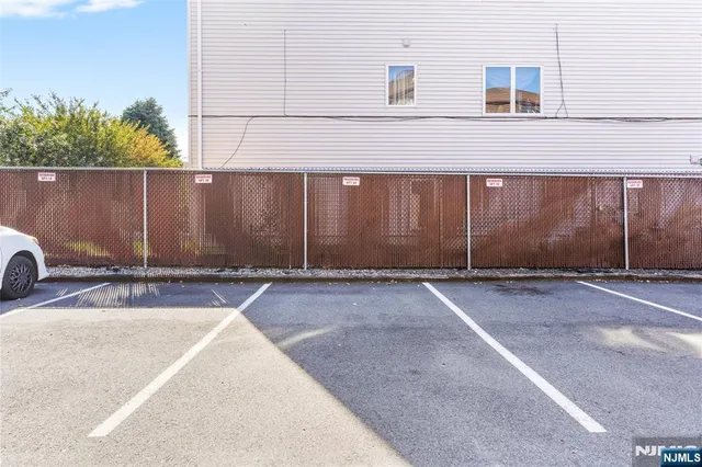 $249,000 | 9 Vreeland Avenue, Unit 3A, Hackensack, NJ 07601