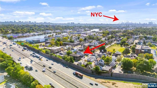 $249,000 | 9 Vreeland Avenue, Unit 3A, Hackensack, NJ 07601