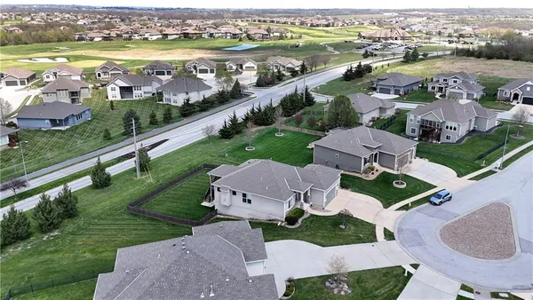 $585,000 | 1214 Cothran Court, Raymore, MO 64083