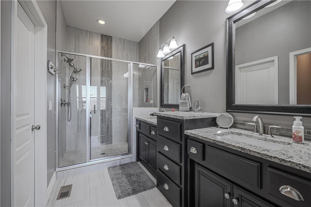 1214 Cothran Court Raymore, MO 64083 - Photo 33 of 49